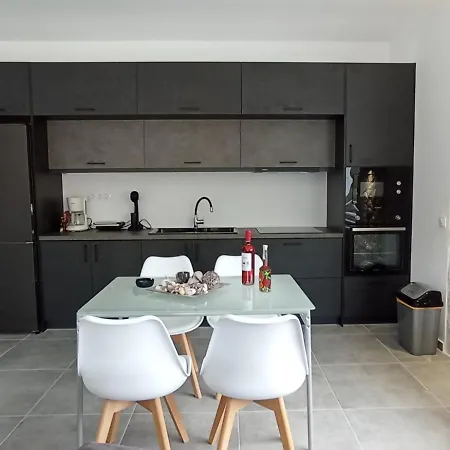Serenity - Brand New In Village Ermioni