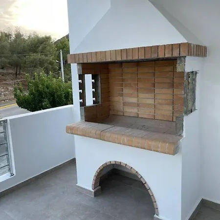Apartment Serenity - Brand New In Village Ermioni